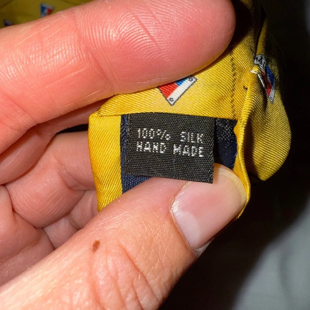 YRI Pennant Tie Yellow Silk Mens Necktie MIYC Yacht Club Nautical‎ hoco